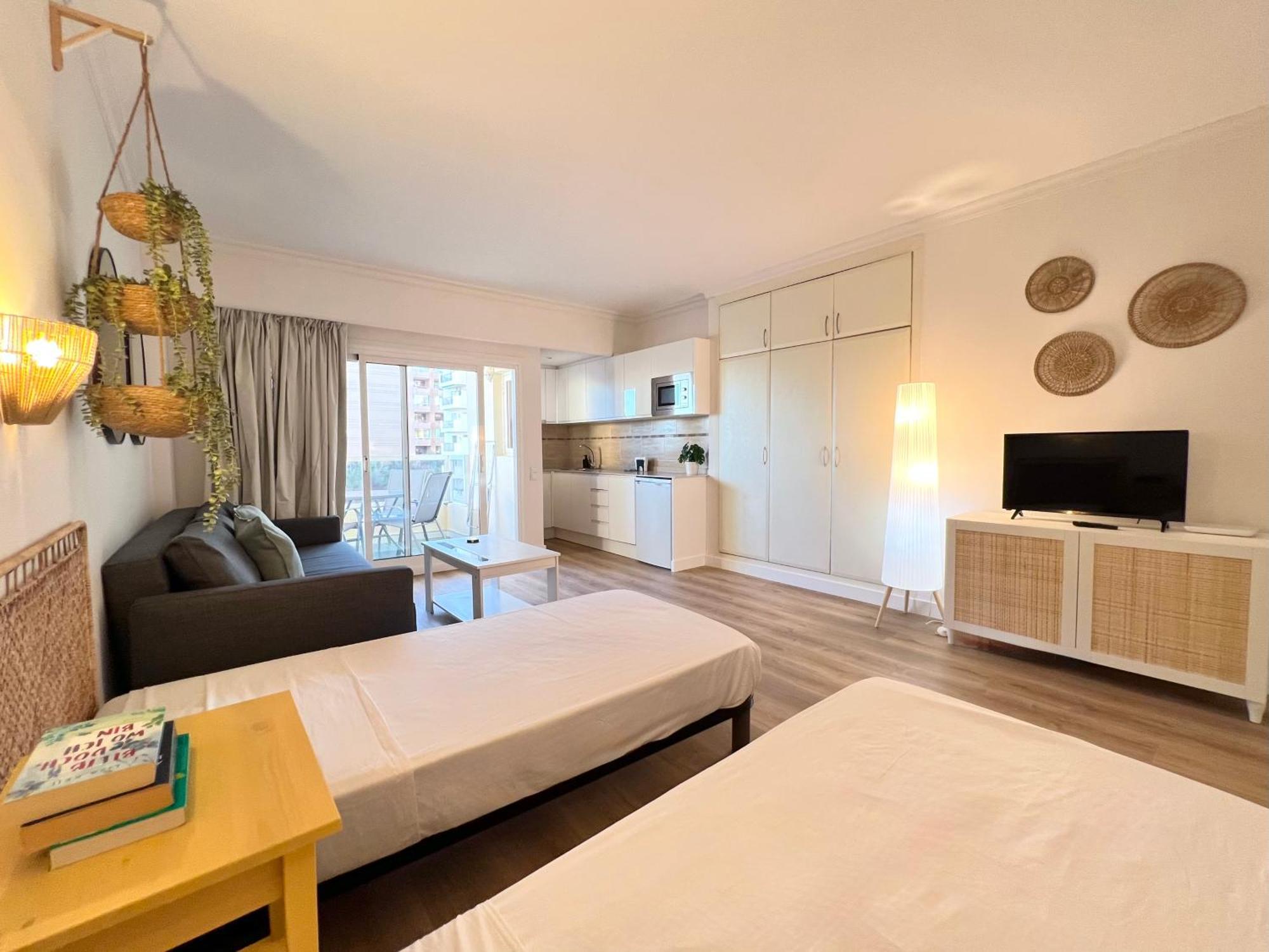 Pyr Beach And Pool Studio I Fuengirola Exteriör bild