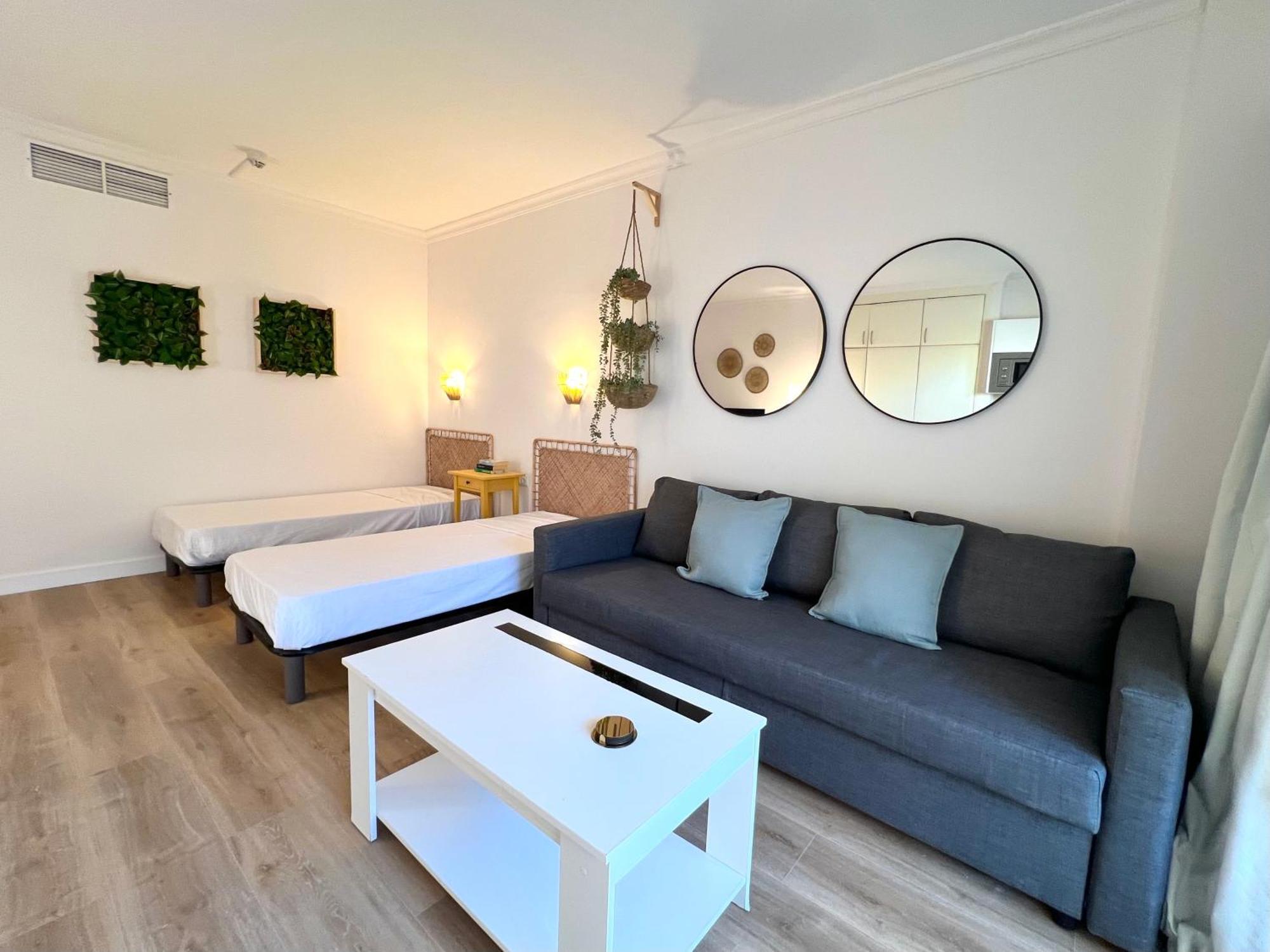 Pyr Beach And Pool Studio I Fuengirola Exteriör bild